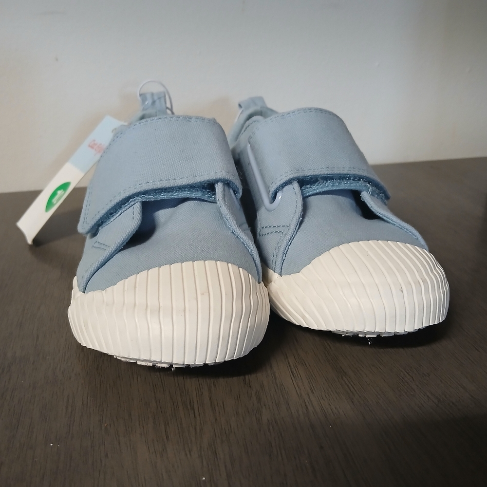 Cat & Jack Kids Blue Sneakers Size 10